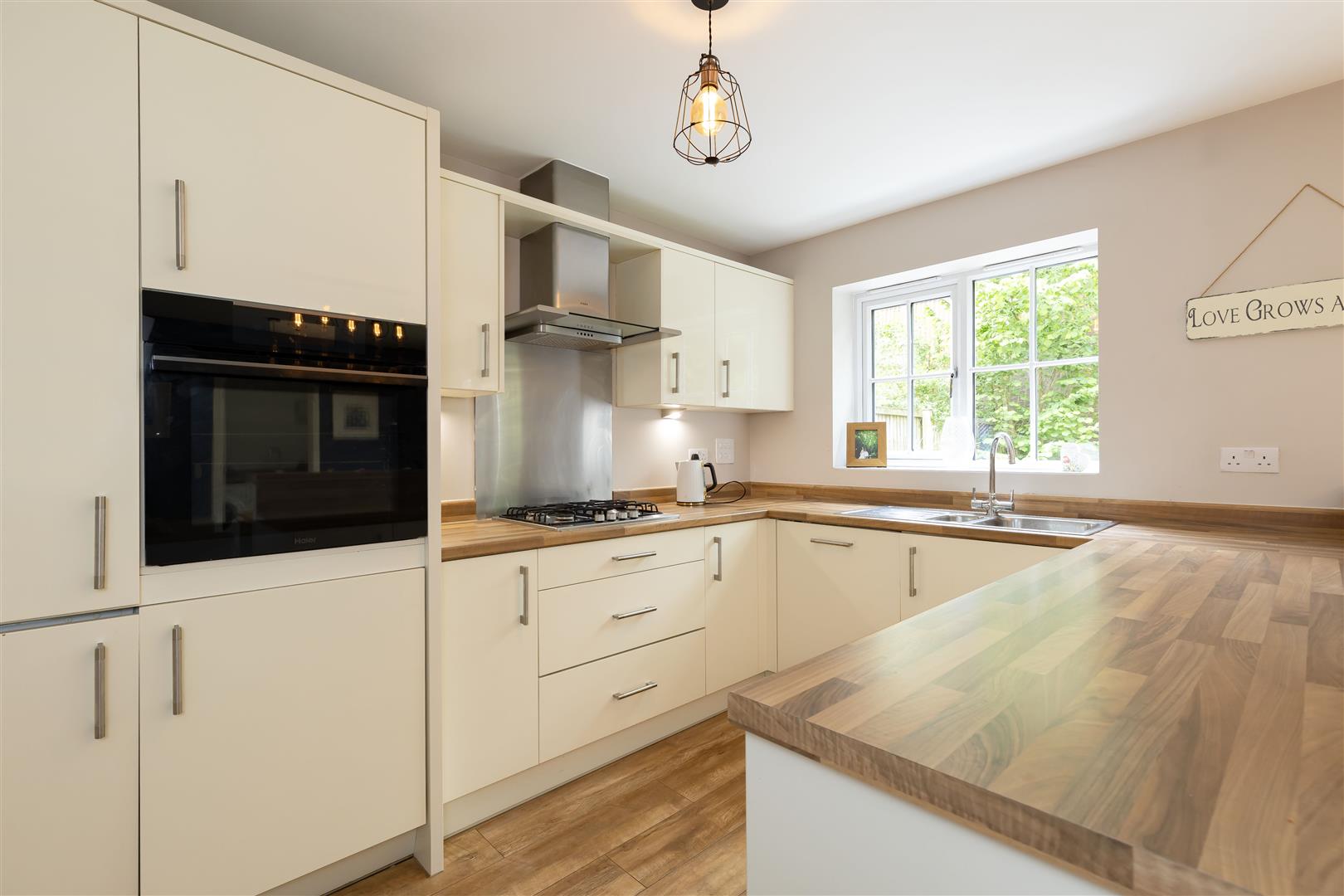 Duxbury Manor Way, Chorley